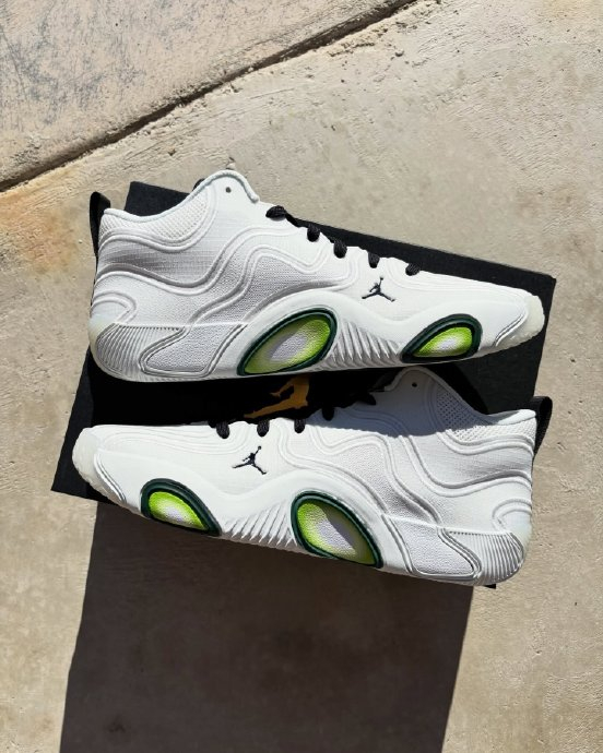 塔图姆亲友专属限量球鞋灵感源自黄瓜片