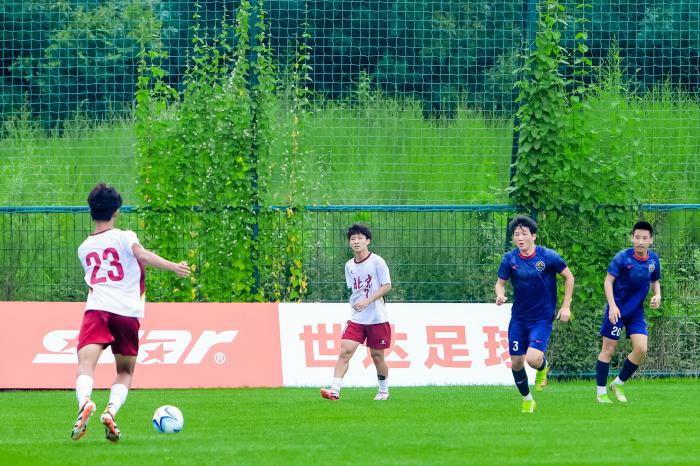 第九届“长城杯”国际青少年足球邀请赛在北京