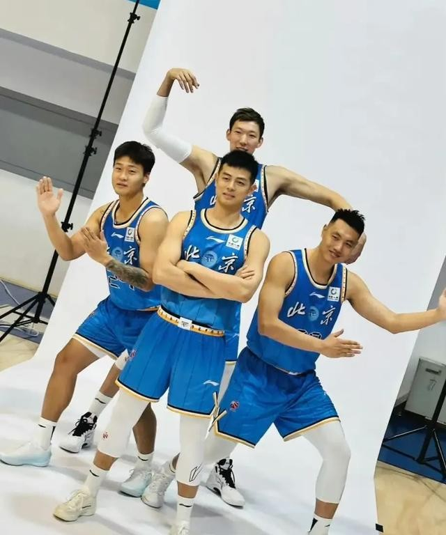 北京男篮客场力克山东 阵容渐趋完整冲击季后赛